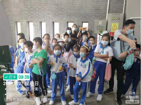 三盛環?？萍紨y手學校，開啟不一樣的“垃圾減量日”